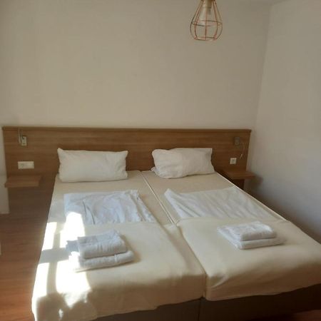 Hotel Krone Bad Cannstatt Stoccarda Esterno foto
